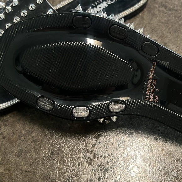 Nice - Picture 2 of 3